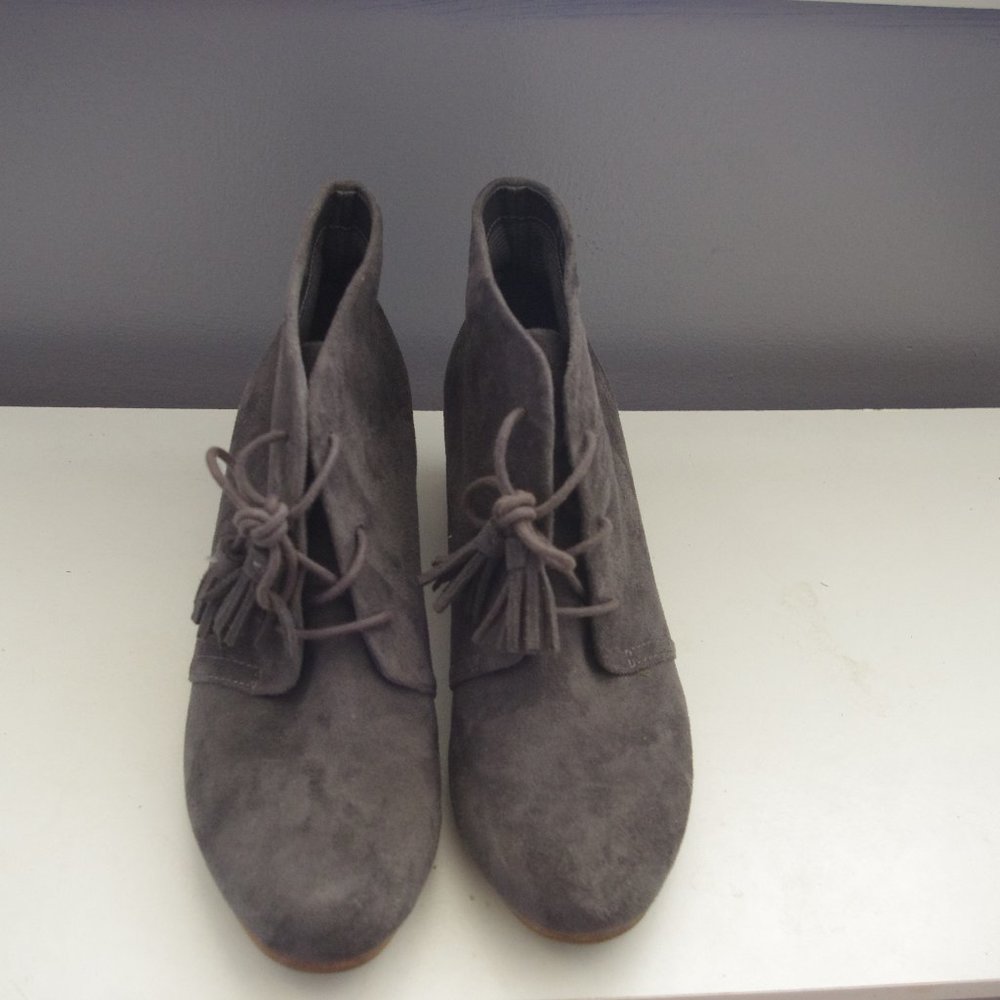 Dr.Scholl's Gray Heels